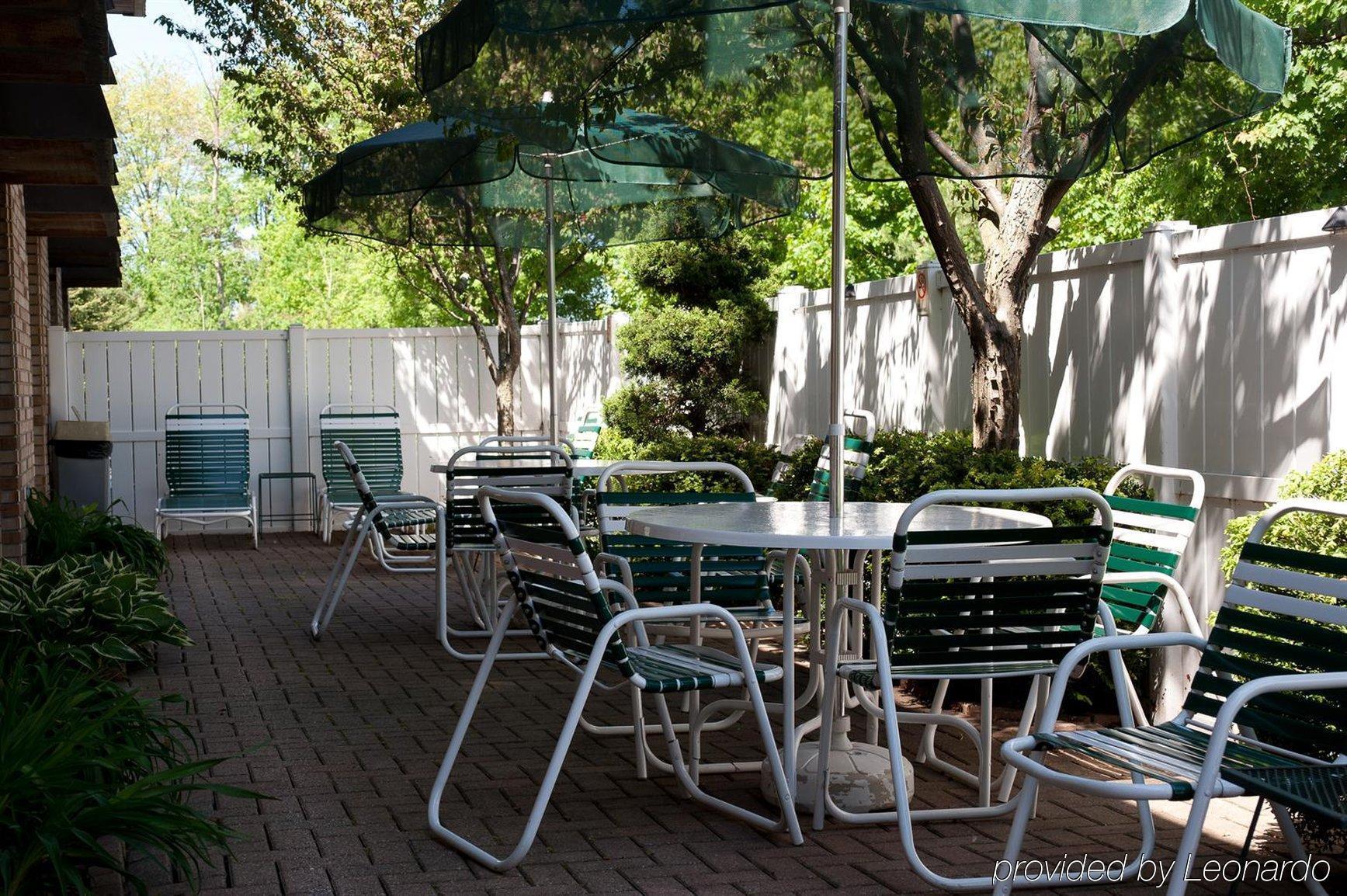 Baymont By Wyndham Motel Midland